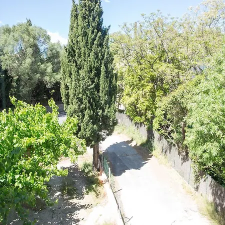 La Source Apartment